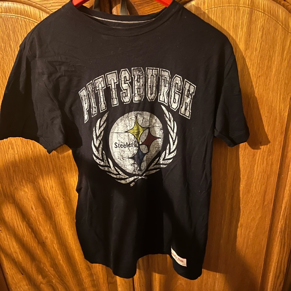 Men’s Black Pittsburgh Steelers Graphic T-Shirt